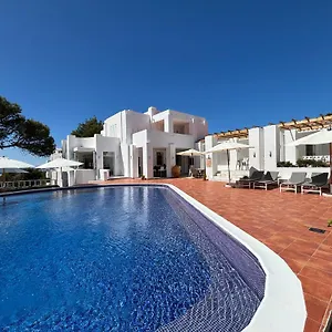 hotel-village.ibizaislandhotels.net/